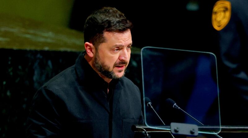 Zelenskyj: Kvůli deficitu 27 miliard dolarů hrozí Ukrajině výpadek dodávek dronů