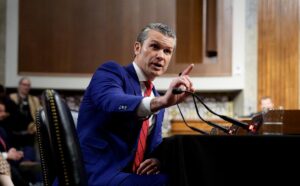 WSJ: Pentagon vybírá vojáky na Hegsethův projev podle vzhledu
