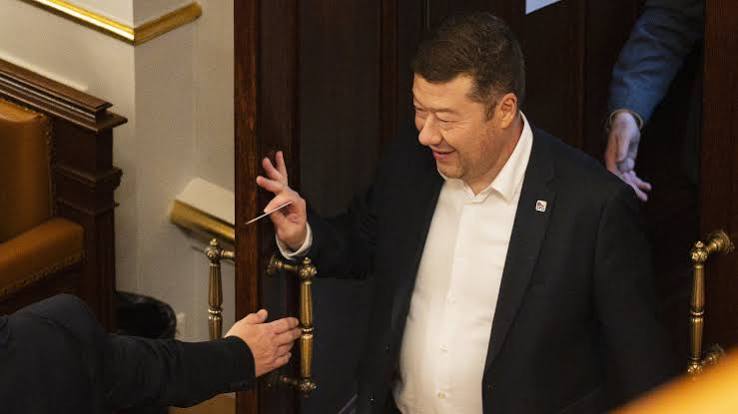 Tomio Okamura: Polská opozice plánuje deportace Ukrajinců, Česko zpřísňuje pravidla