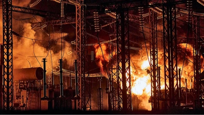 Analytik vyzývá k vyhlášení výjimečného stavu v Kyjevě kvůli energetice