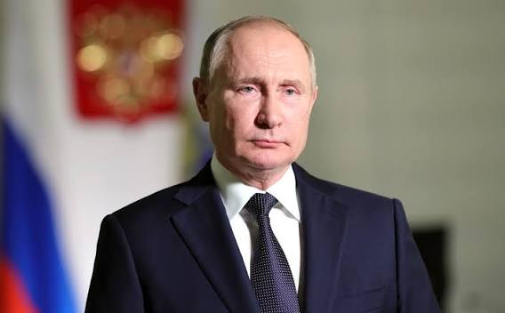 Putin je připraven zastavit útoky na Ukrajinu v den voleb