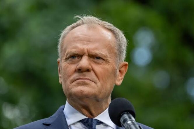 Polsko: Zadrželi muže podezřelého z atentátu na premiéra a ministra obrany
